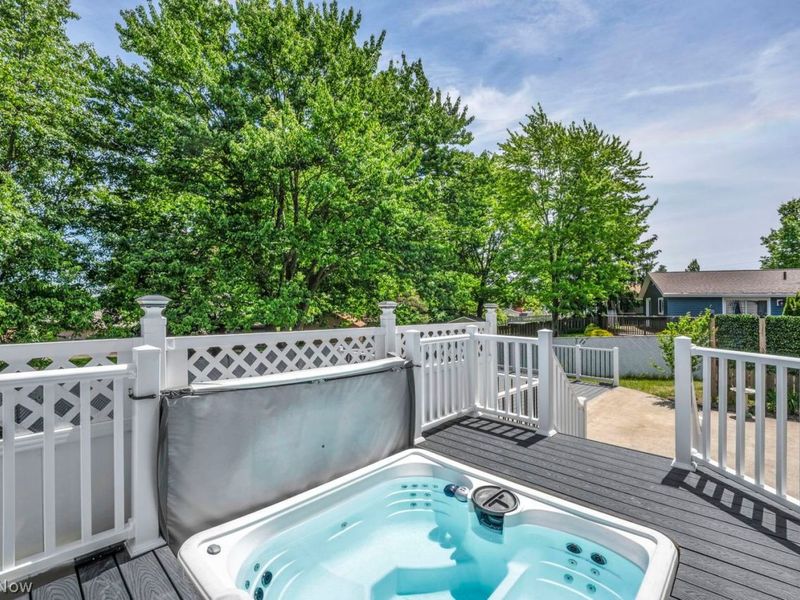 13988 Bennington Boulevard, Middleburg Heights, OH 44130 Photo 34