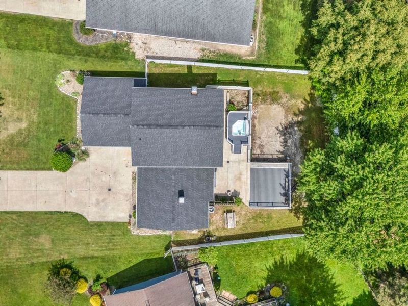 13988 Bennington Boulevard, Middleburg Heights, OH 44130 Photo 42