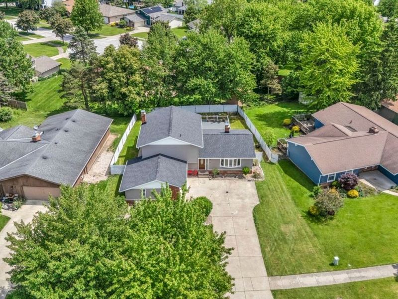 13988 Bennington Boulevard, Middleburg Heights, OH 44130 Photo 44