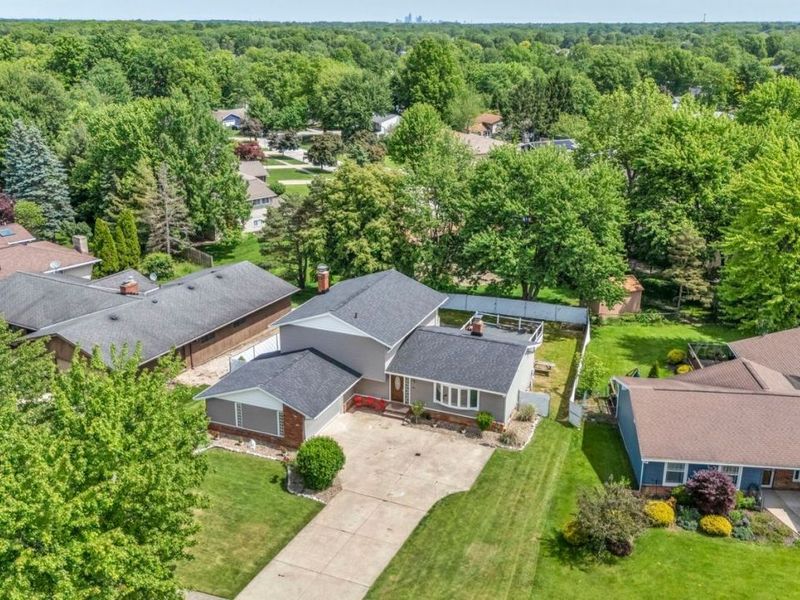 13988 Bennington Boulevard, Middleburg Heights, OH 44130 Photo 45