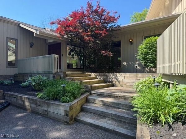 708 Arbor Way , Aurora, OH 44202