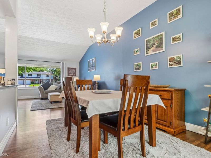 5958 Dorothy Drive, North Olmsted, OH 44070 Photo 6