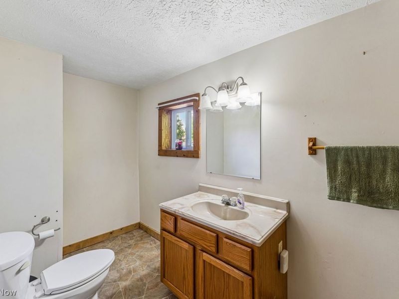 102 Maple Avenue, Creston, OH 44217 Photo 15