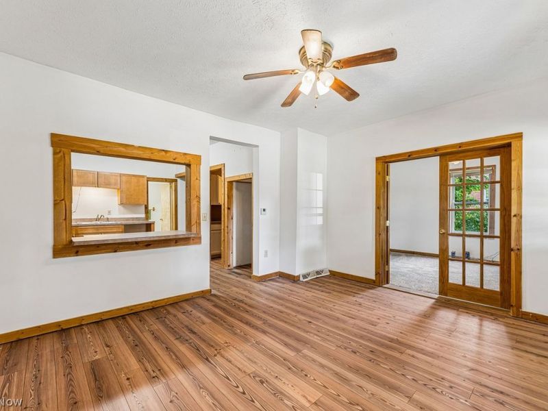 102 Maple Avenue, Creston, OH 44217 Photo 5