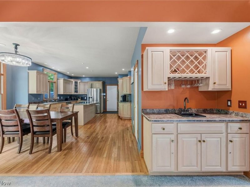 8140 Mt Royal Drive, Concord Township, OH 44077 Photo 14