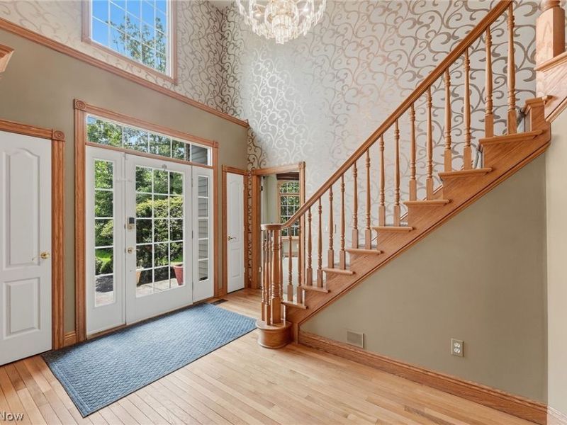 8140 Mt Royal Drive, Concord Township, OH 44077 Photo 3