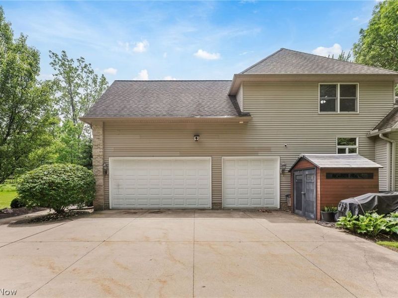 8140 Mt Royal Drive, Concord Township, OH 44077 Photo 42