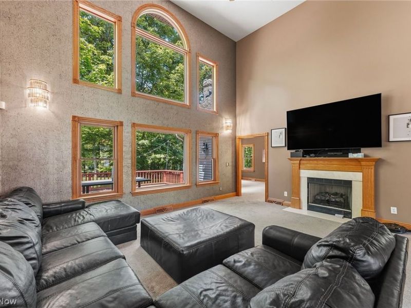 8140 Mt Royal Drive, Concord Township, OH 44077 Photo 8