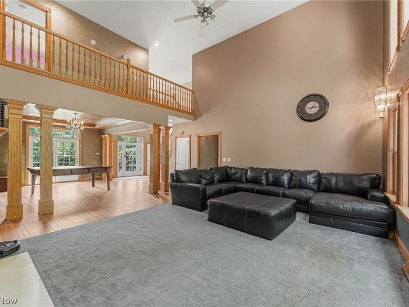 8140 Mt Royal Drive, Concord Township, OH 44077 Photo 9