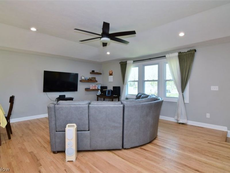 34500 Jaclyn Drive, Solon, OH 44139 Photo 3