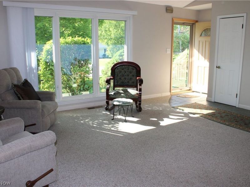 13041 Dorothy Drive, Chesterland, OH 44026 Photo 2