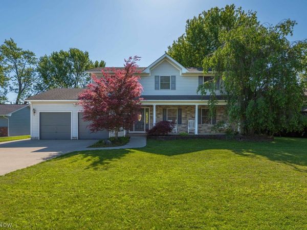 16221 Windsor Drive , Strongsville, OH 44136