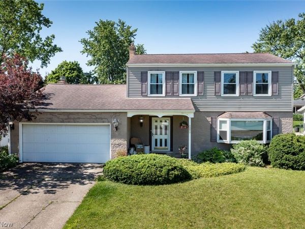 4090 Magnolia Drive , Brunswick, OH 44212