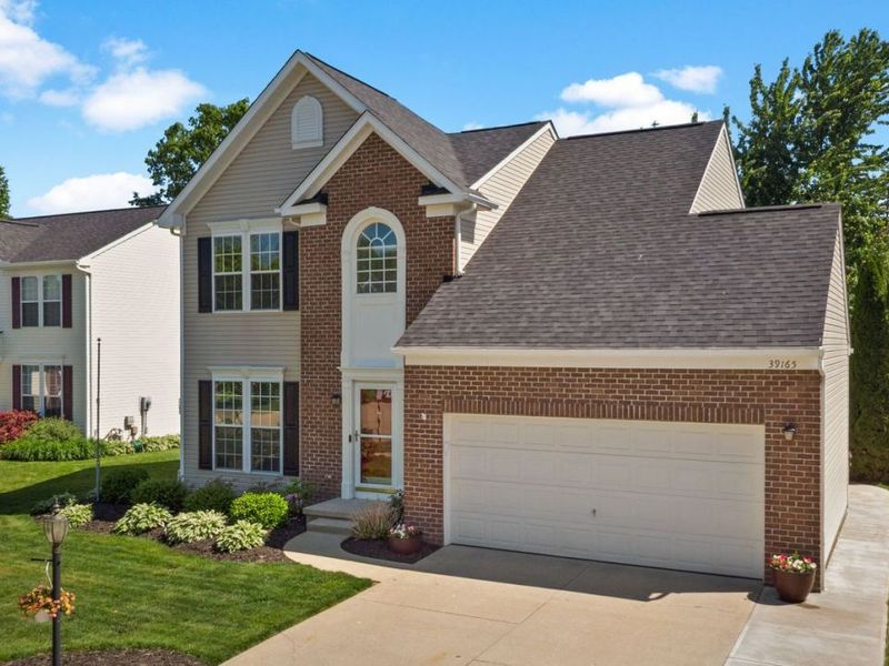 39165 Woodland Trail, Avon, OH 44011 Photo 2