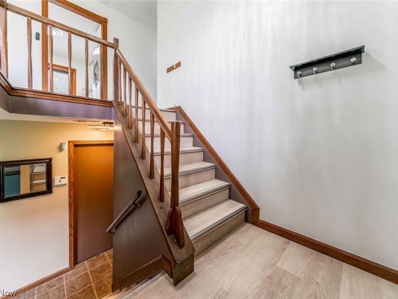 9917 Vienna Drive , Parma, OH 44130 Photo 18