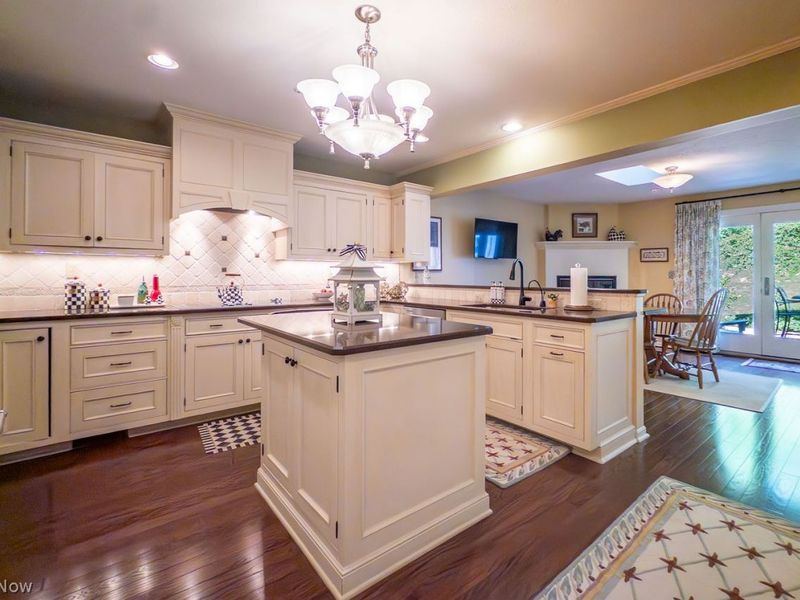 3592 Sparrow Pond Circle , Akron, OH 44333 Photo 15