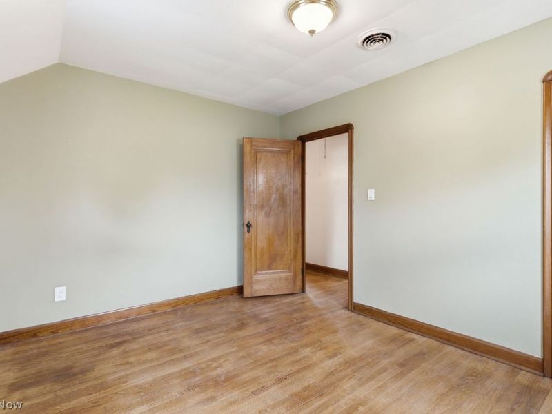 16111 Chatfield Avenue, Cleveland, OH 44111 Photo 29