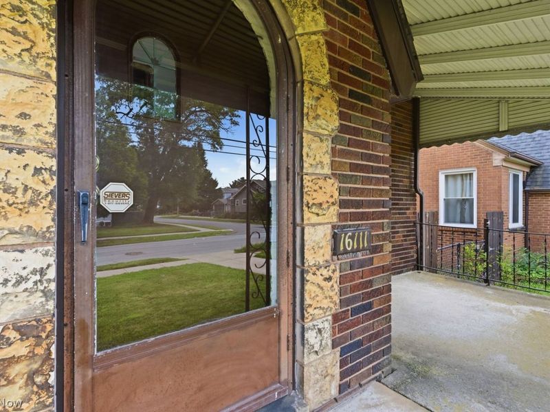 16111 Chatfield Avenue, Cleveland, OH 44111 Photo 3