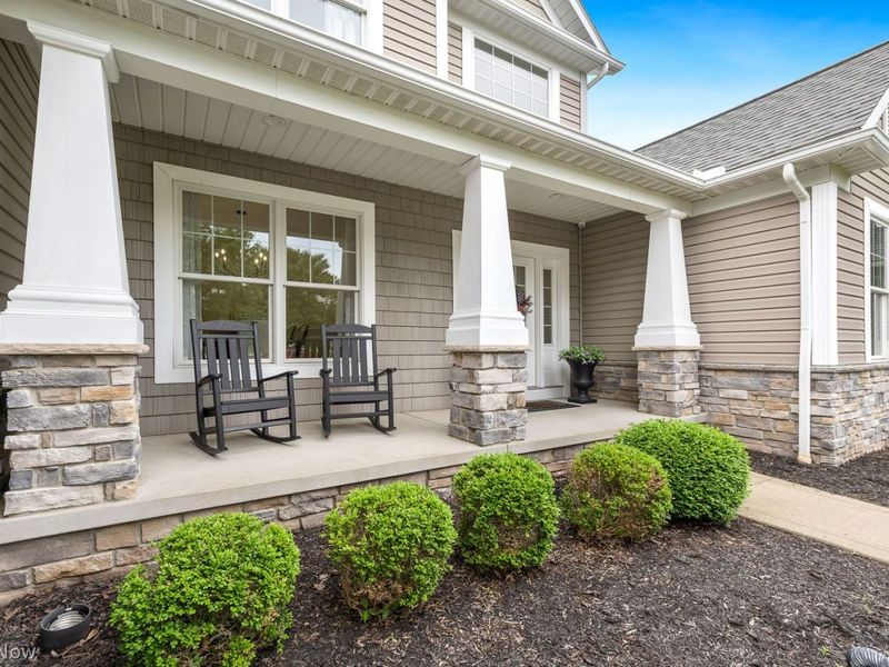 1120 Wedgefield Court NE, North Canton, OH 44720 Photo 2