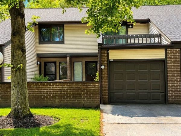 569 Bartow Lane , Richmond Heights, OH 44143