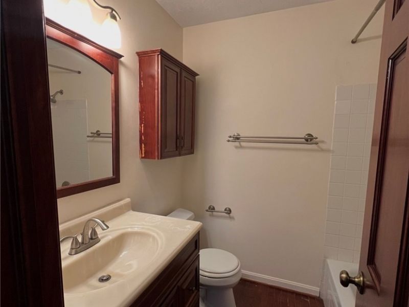 569 Bartow Lane, Richmond Heights, OH 44143 Photo 11