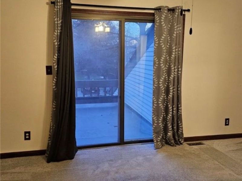 569 Bartow Lane, Richmond Heights, OH 44143 Photo 13