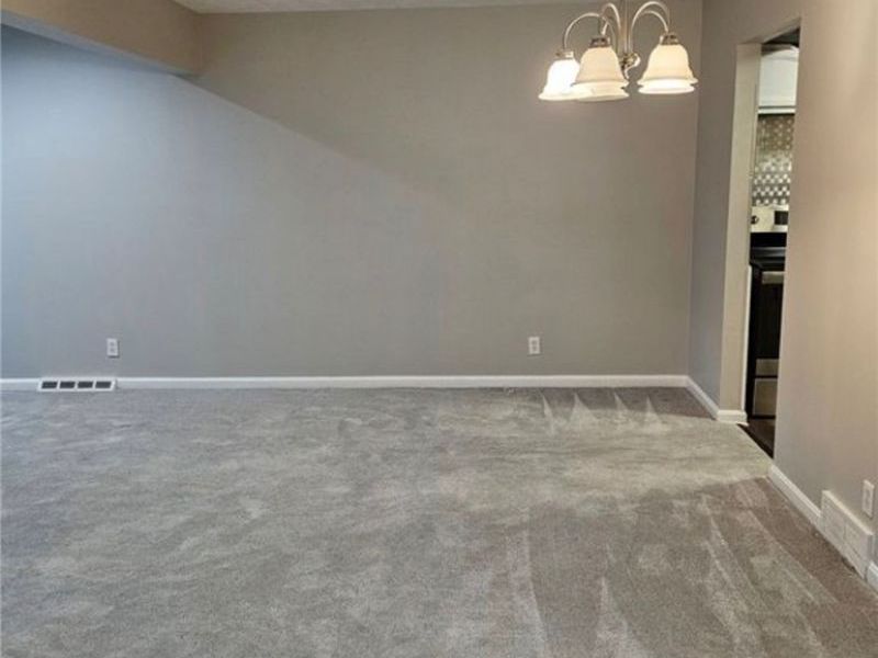 569 Bartow Lane, Richmond Heights, OH 44143 Photo 14