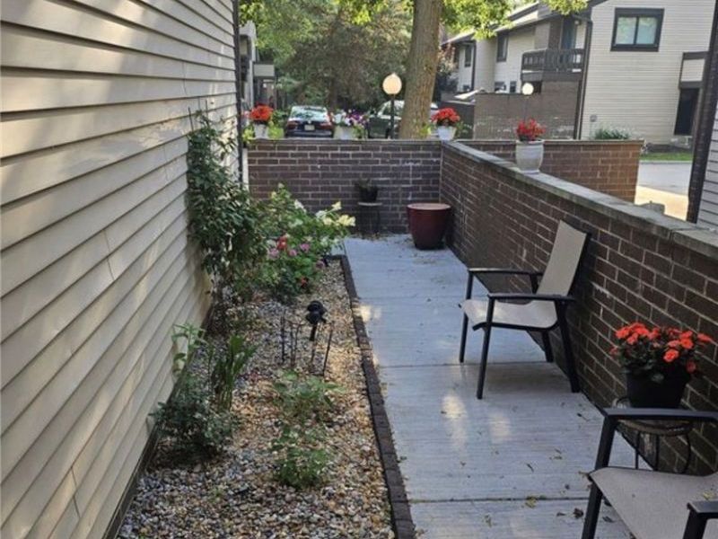 569 Bartow Lane, Richmond Heights, OH 44143 Photo 17