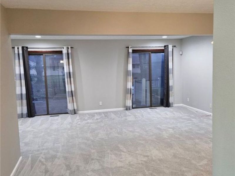 569 Bartow Lane, Richmond Heights, OH 44143 Photo 7