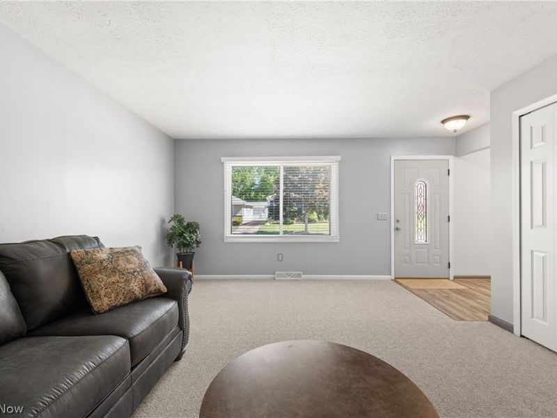 541 Orchardview Avenue, Seven Hills, OH 44131 Photo 15