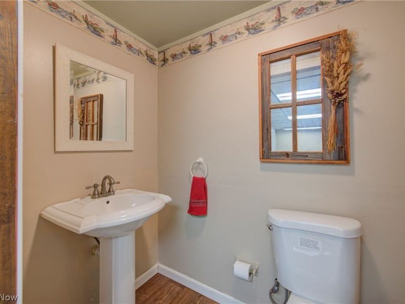 541 Orchardview Avenue, Seven Hills, OH 44131 Photo 31
