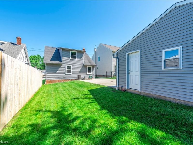 541 Orchardview Avenue, Seven Hills, OH 44131 Photo 40