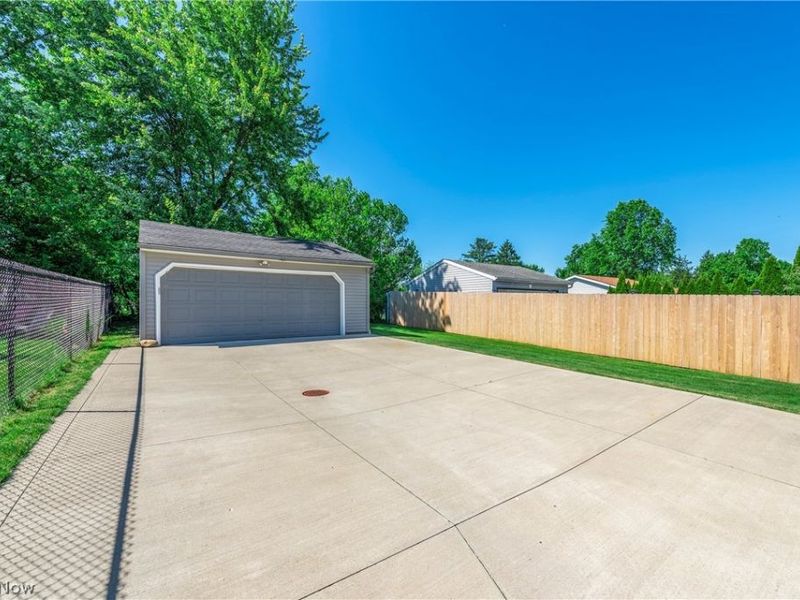 541 Orchardview Avenue, Seven Hills, OH 44131 Photo 43