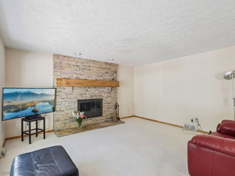 2121 Kingsborough Drive, Painesville, OH 44077 Photo 16
