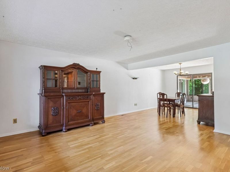 2121 Kingsborough Drive, Painesville, OH 44077 Photo 6