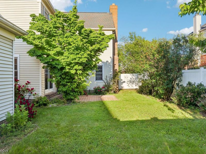 1972 E 83rd Street , Cleveland, OH 44103 Photo 44