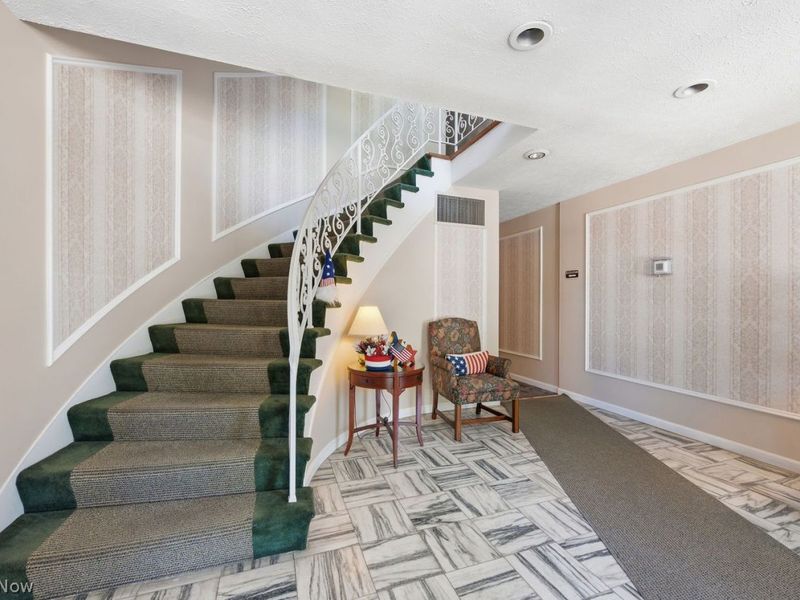 22701 Center Ridge Road , Unit 314, Rocky River, OH 44116 Photo 5