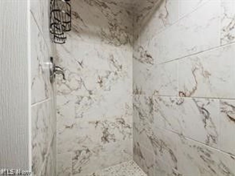 465 W Omar Street, Struthers, OH 44471 Photo 7