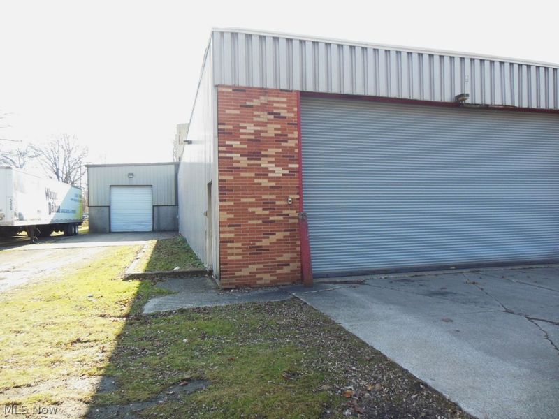 821 Clark St , Conneaut, OH 44030 Photo 6