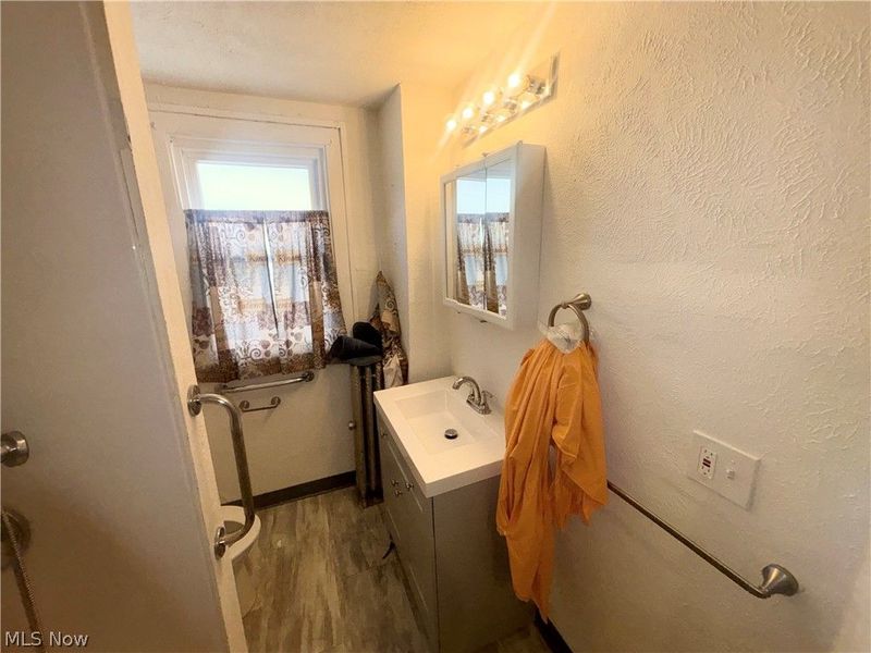 1538 Eddington Road, East Cleveland, OH 44118 Photo 16