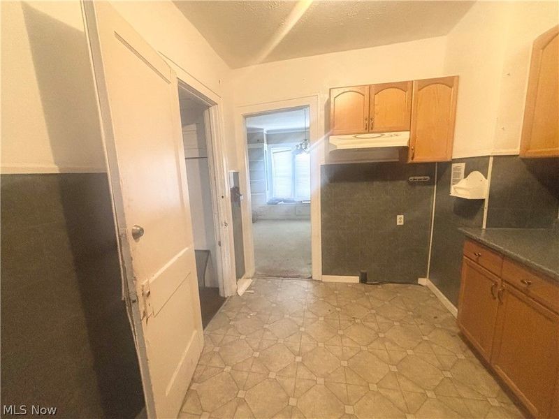 1538 Eddington Road, East Cleveland, OH 44118 Photo 22