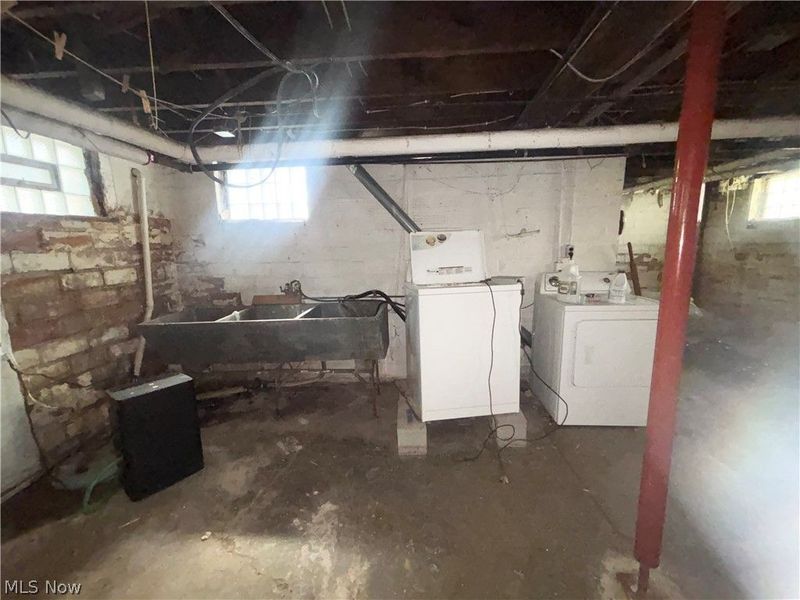 1538 Eddington Road, East Cleveland, OH 44118 Photo 45