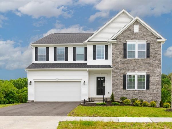 109 Mesa Dr, Coraopolis, PA 15108