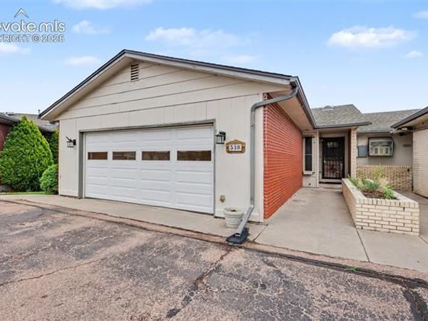 538 Lakewood Circle, Colorado Springs, CO 80910