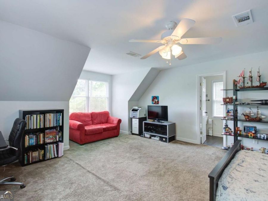 Property Image 29