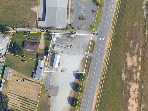 520 64th Avenue , Northport, AL 35476