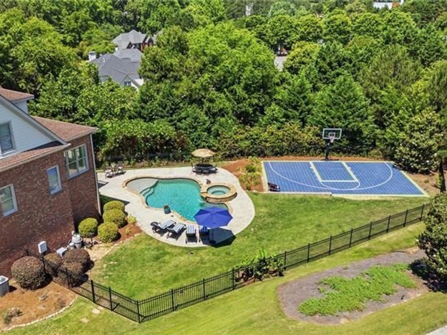 Property Image 4