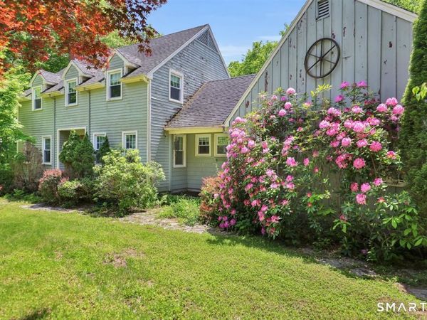 55 Burr, Haddam, CT 06441
