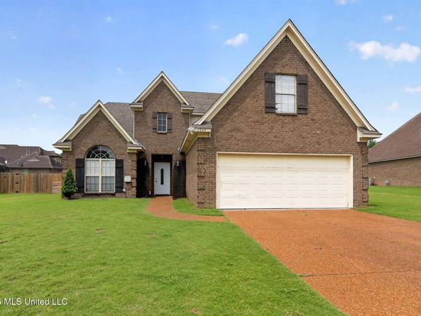 3549 Carolyn Crossing, Southaven, MS 38672