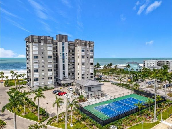 2800 Estero BLVD, Unit PH3, FORT MYERS BEACH, FL 33931